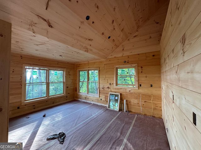 35 Davenport Court Lane, Blue Ridge, GA 30513