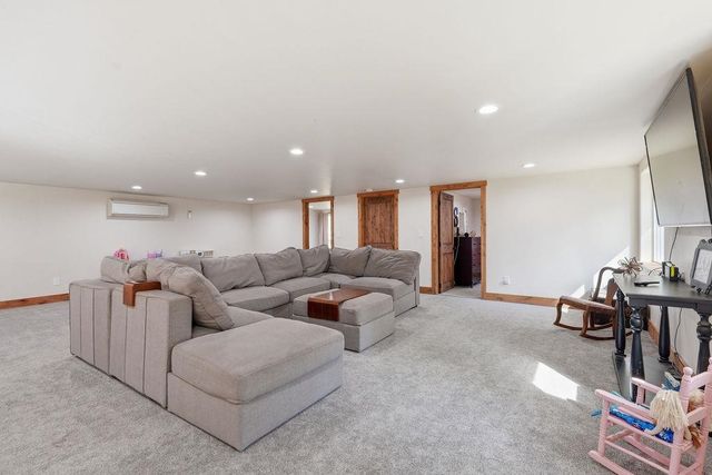 1020 W Owens Rd, Deer Park, WA 99006