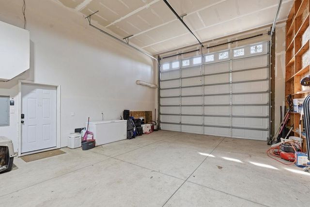 1020 W Owens Rd, Deer Park, WA 99006