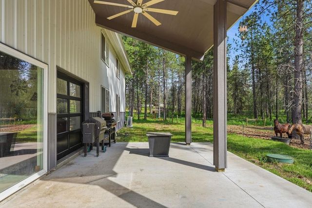 1020 W Owens Rd, Deer Park, WA 99006