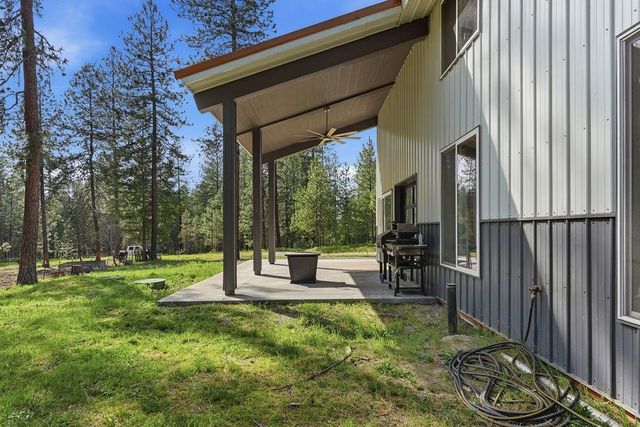 1020 W Owens Rd, Deer Park, WA 99006