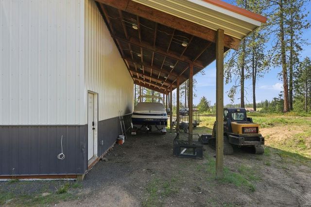 1020 W Owens Rd, Deer Park, WA 99006