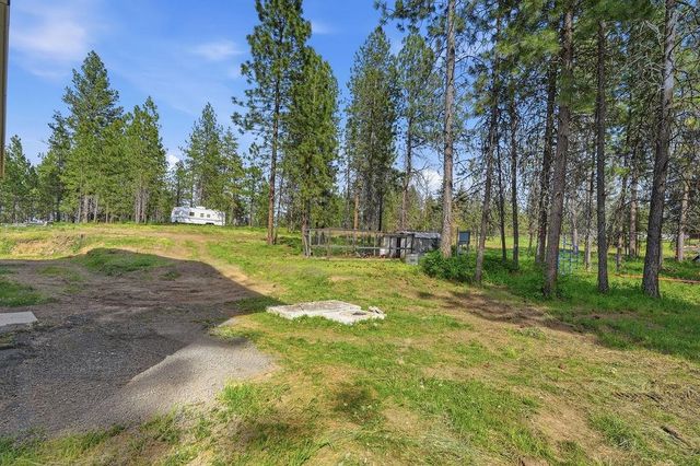 1020 W Owens Rd, Deer Park, WA 99006