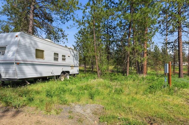 1020 W Owens Rd, Deer Park, WA 99006
