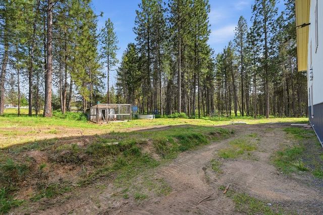 1020 W Owens Rd, Deer Park, WA 99006
