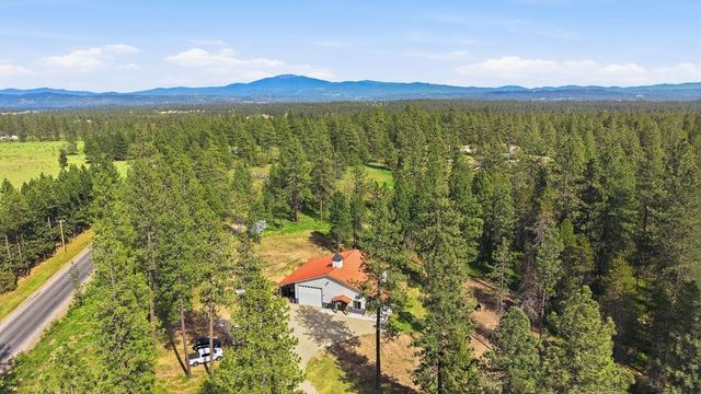 1020 W Owens Rd, Deer Park, WA 99006