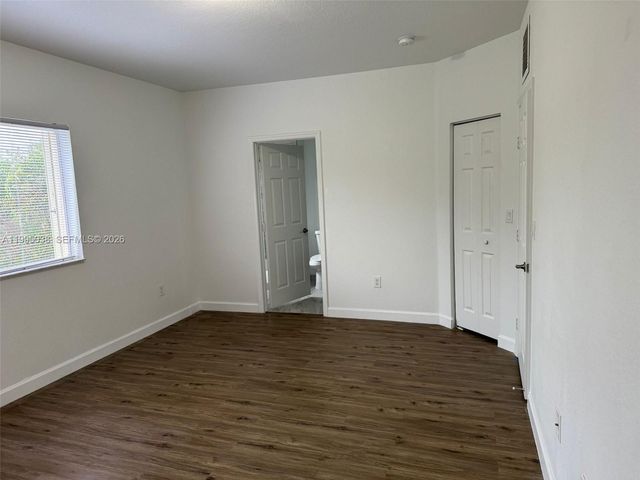 319 SE 20th Ter 319, Homestead, FL 33033