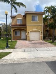 319 SE 20th Ter 319, Homestead, FL 33033