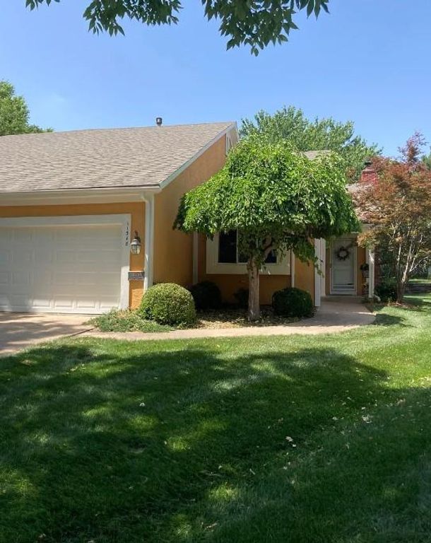 11318 King Street, Overland Park, KS 66210