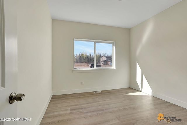 635 W Woodstar Drive, Wasilla, AK 99654