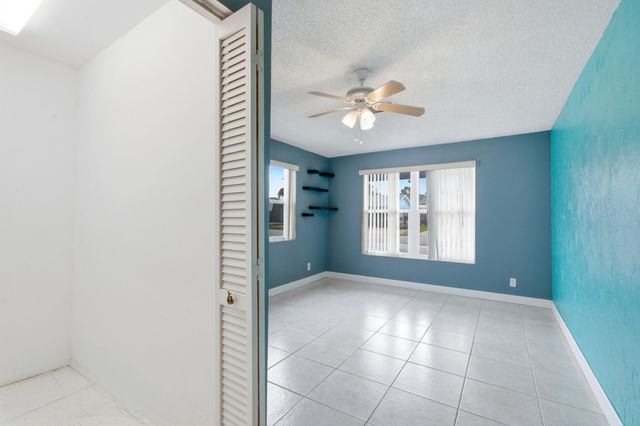 19074 SE FEARNLEY Drive, Jupiter, FL 33469