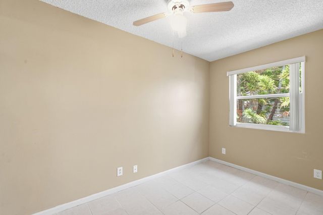 19074 SE FEARNLEY Drive, Jupiter, FL 33469
