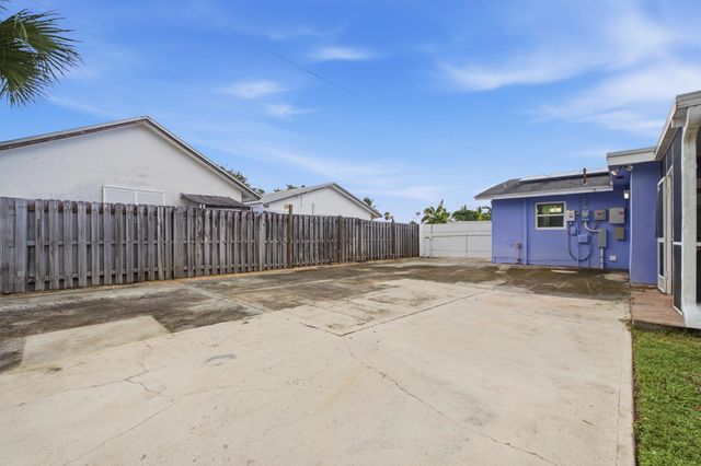 19074 SE FEARNLEY Drive, Jupiter, FL 33469