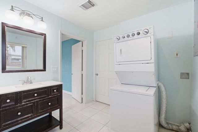 19074 SE FEARNLEY Drive, Jupiter, FL 33469