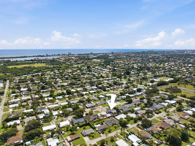 19074 SE FEARNLEY Drive, Jupiter, FL 33469