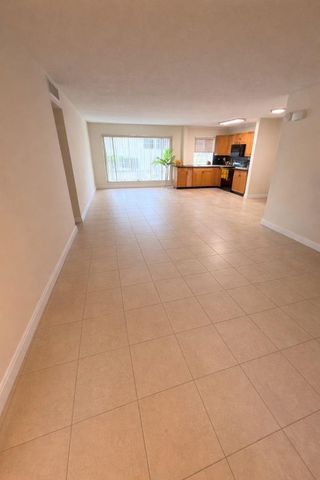 7910 Taft Street 109, Pembroke Pines, FL 33024