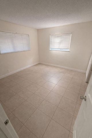 7910 Taft Street 109, Pembroke Pines, FL 33024