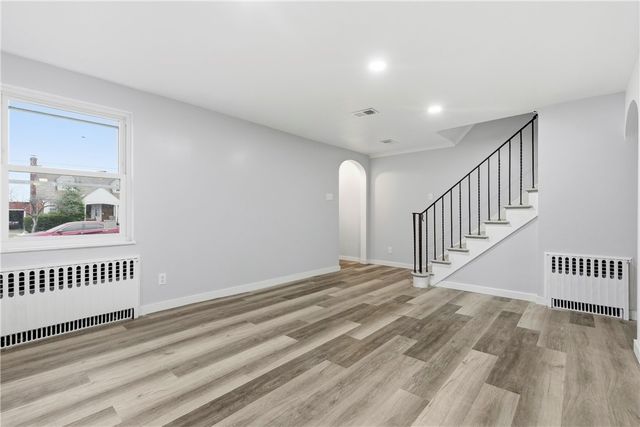 1011 Taylor St, N Versailles, PA 15137