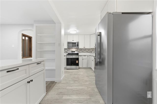 1011 Taylor St, N Versailles, PA 15137