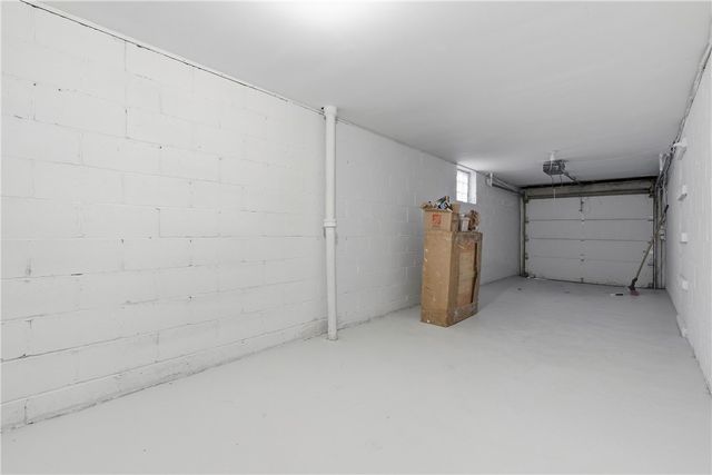 1011 Taylor St, N Versailles, PA 15137