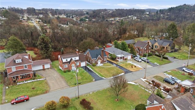 1011 Taylor St, N Versailles, PA 15137