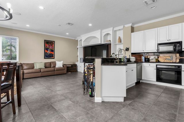 16138 SW 15th Street, Pembroke Pines, FL 33027