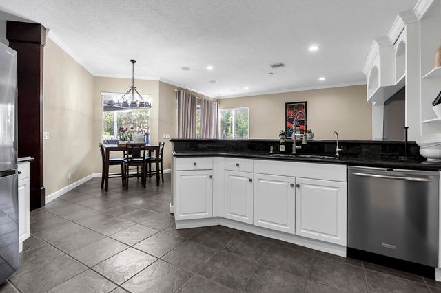 16138 SW 15th Street, Pembroke Pines, FL 33027