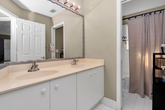 16138 SW 15th Street, Pembroke Pines, FL 33027