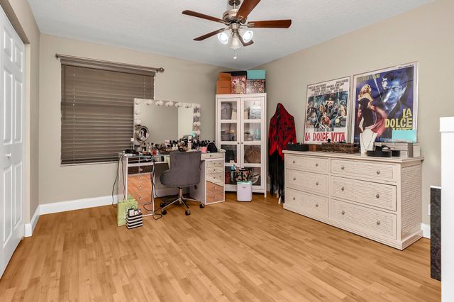 16138 SW 15th Street, Pembroke Pines, FL 33027