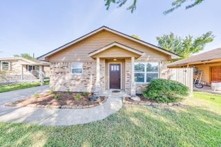 10701 Bois D Arc Street, La Porte, TX 77571