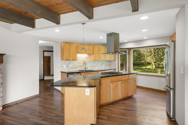 16379 County Road 14, Elk River, MN 55330