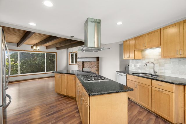 16379 County Road 14, Elk River, MN 55330