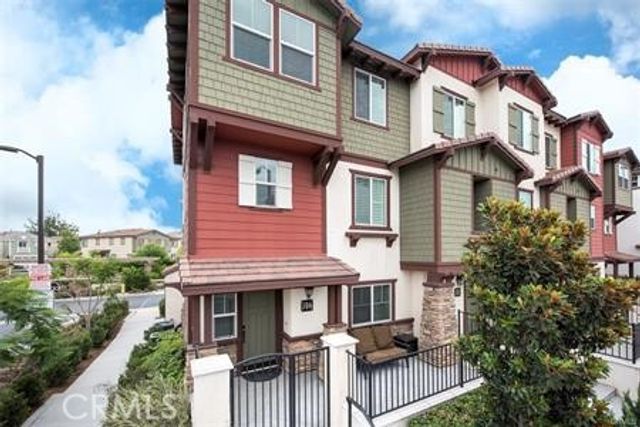 706 S Euclid, Fullerton, CA 92832