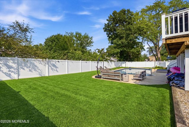 445 Slocum Place, Oakhurst, NJ 07755