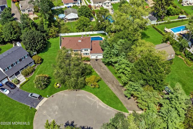 445 Slocum Place, Oakhurst, NJ 07755