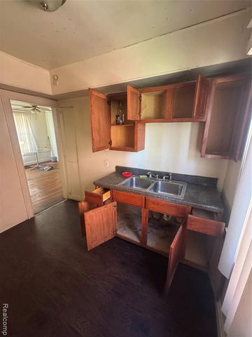 13161 Monica Street, Detroit, MI 48238