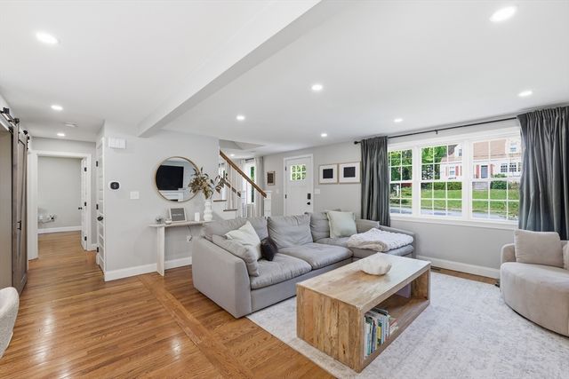 62 Fulton St, Norwood, MA 02062
