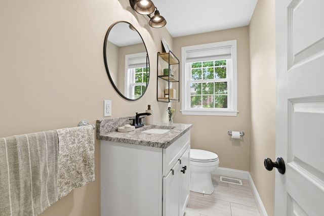 62 Fulton St, Norwood, MA 02062