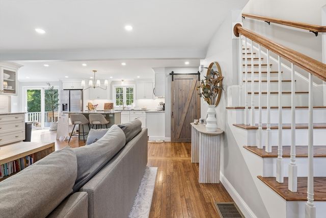 62 Fulton St, Norwood, MA 02062