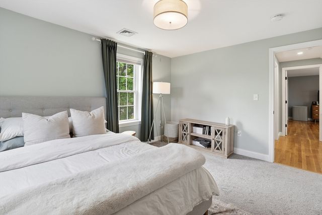 62 Fulton St, Norwood, MA 02062