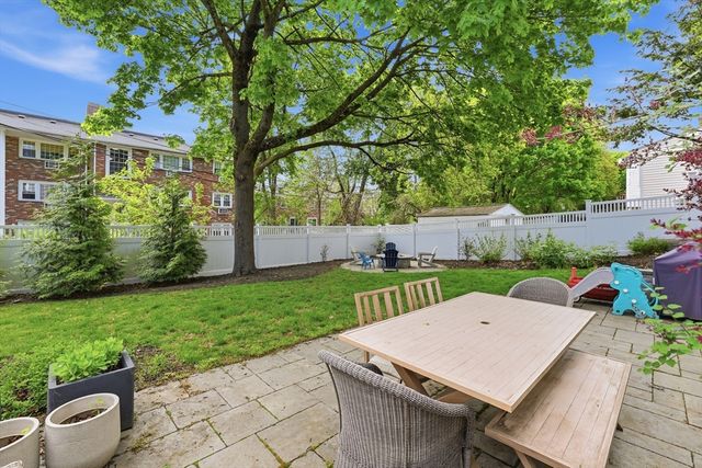 62 Fulton St, Norwood, MA 02062