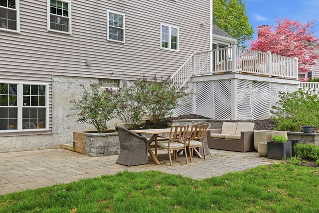 62 Fulton St, Norwood, MA 02062