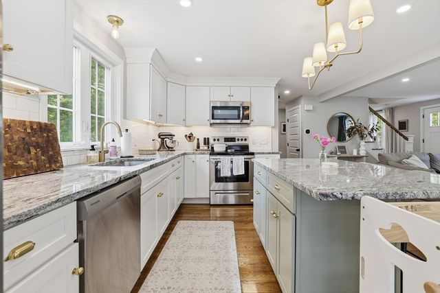 62 Fulton St, Norwood, MA 02062