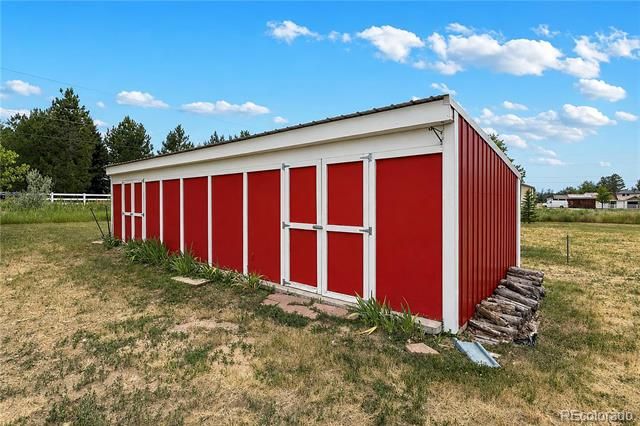 9748 Majestic Road, Longmont, CO 80504