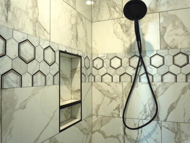 636 Sandringham Pass, Fort Wayne, IN 46845