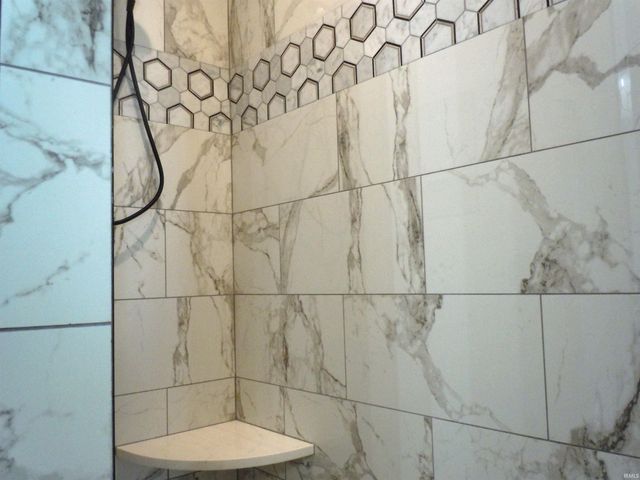 636 Sandringham Pass, Fort Wayne, IN 46845