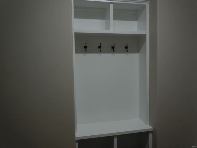 636 Sandringham Pass, Fort Wayne, IN 46845