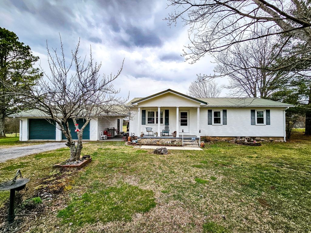 224 Comstock Rd, Shelbyville, TN 37160