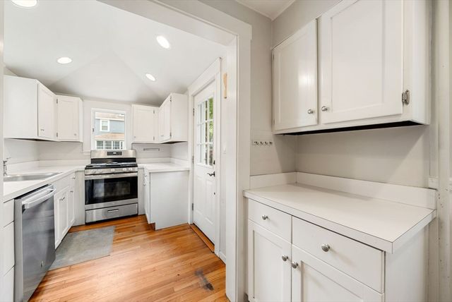 678 Boston Post Road, Weston, MA 02493