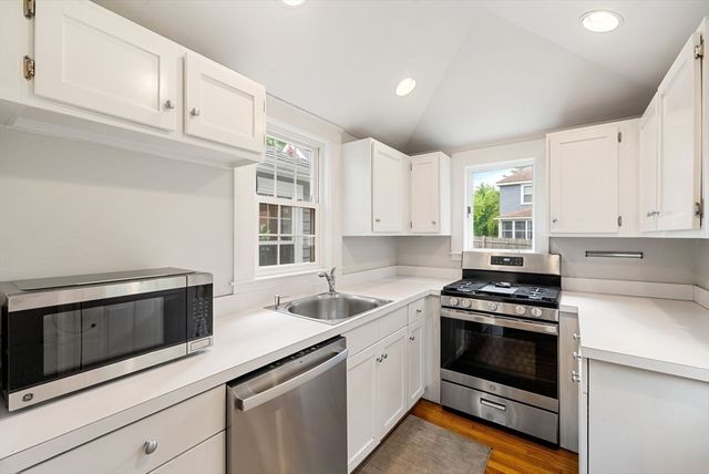 678 Boston Post Road, Weston, MA 02493